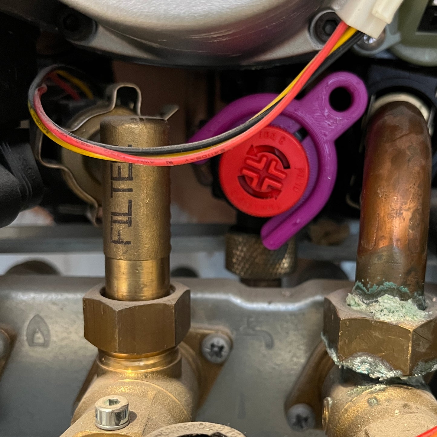 PRV Service Key Tool - Lucky!